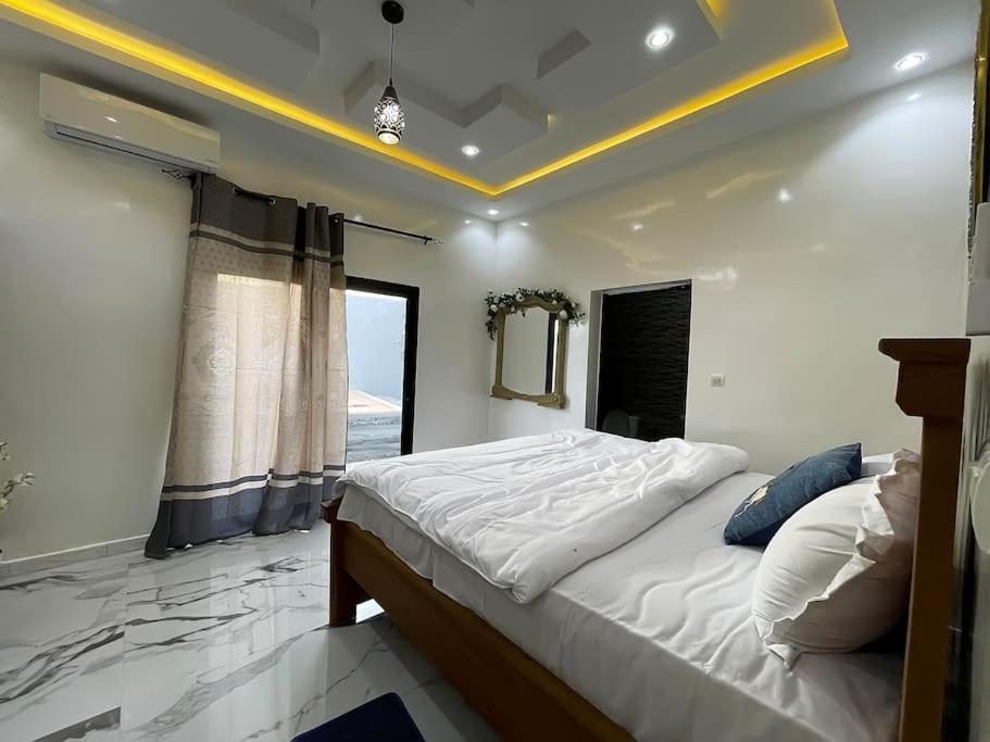 Villa Adja Nafy A Saly Gandigal Экстерьер фото