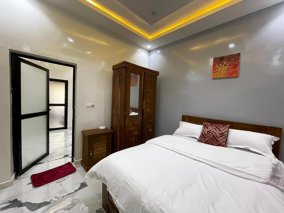 Villa Adja Nafy A Saly Gandigal Экстерьер фото